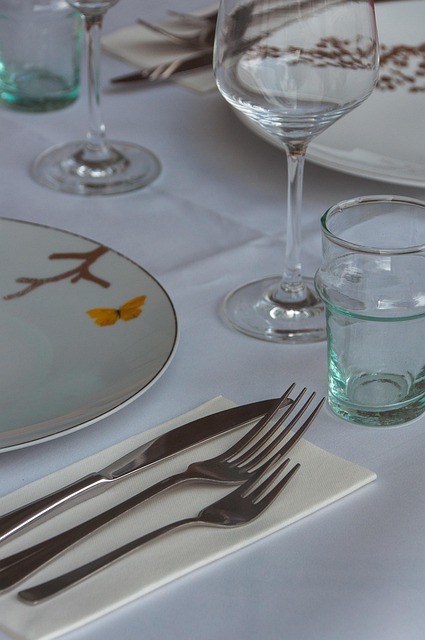 Gedeckter Tisch für eine Feier